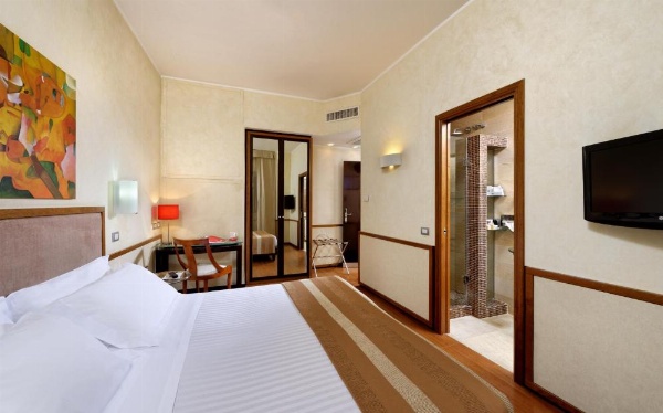 Best Western Hotel Piccadilly image 27